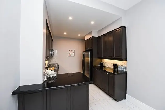 Royal Apart Daire, 2 Yatak Odası, Mutfak, Şehir Manzaralı