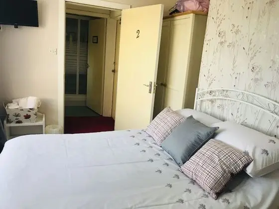 Tek Büyük Yataklı Oda, Özel Banyo (Room 2)