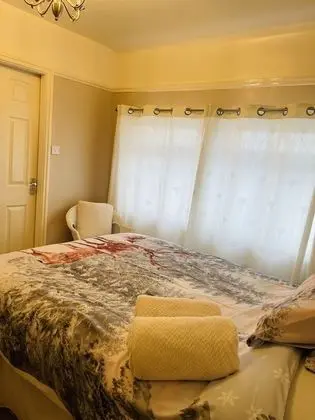 Tek Büyük Yataklı Oda, Özel Banyo (Room 3)