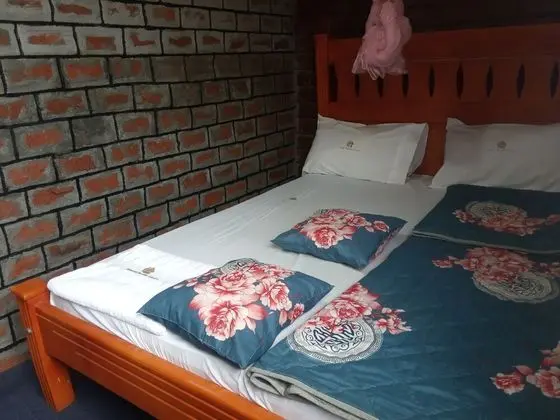 Basic Tek Büyük Yataklı Oda