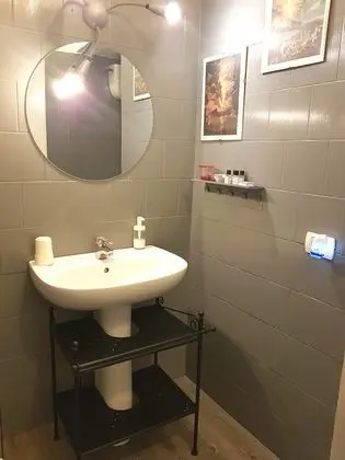 İki Ayrı Yataklı Oda (with Private External Bathroom)