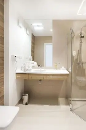 Comfort Tek Büyük veya İki Ayrı Yataklı Oda