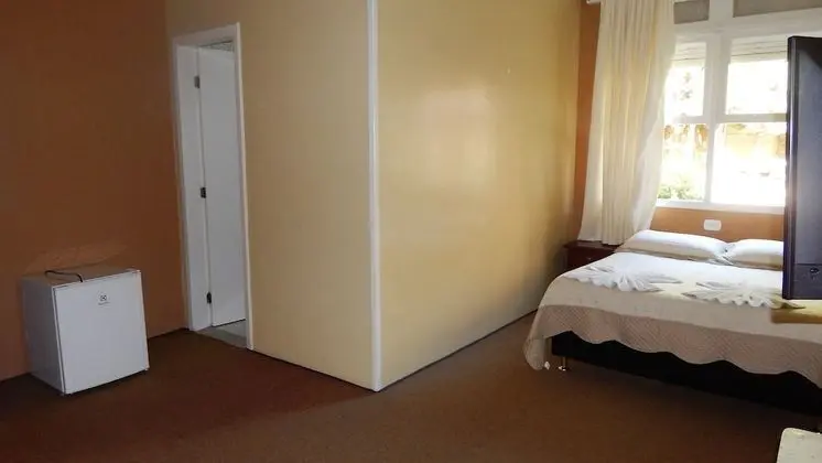 Standard Dört Kişilik Oda, Birden Çok Yatak