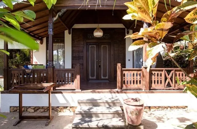 Exclusive Villa (Modern Residence)