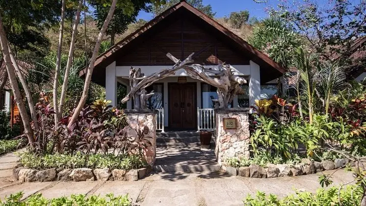 Exclusive Villa (Modern Residence)