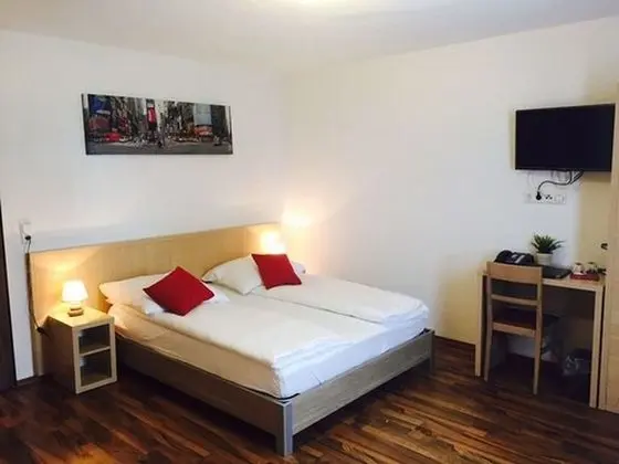 Standard Üç Kişilik Oda, Sigara İçilmez