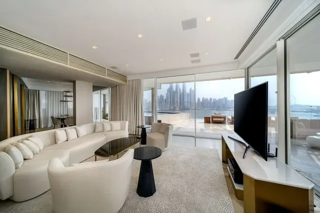 Panoramic Çatı Katı Süiti (Penthouse), 2 Yatak Odası, Kişiye Özel Havuzlu, Marina Manzaralı