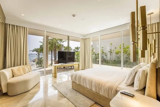 Presidential Villa, 3 Yatak Odası, Kişiye Özel Havuzlu, Deniz Manzaralı