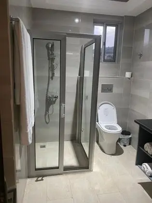 Club Tek Büyük Yataklı Oda