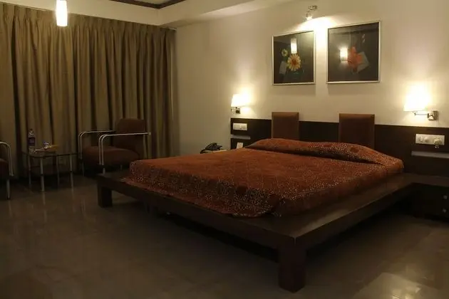 Deluxe Oda, 1 En Büyük (King) Boy Yatak