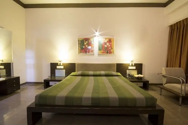 Deluxe Oda, 1 En Büyük (King) Boy Yatak