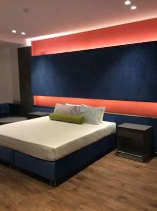 Üç Kişilik Oda