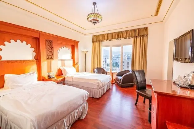 İki Ayrı Yataklı Oda, Şehir Manzaralı