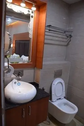 Deluxe Tek Büyük Yataklı Oda, 1 En Büyük (King) Boy Yatak