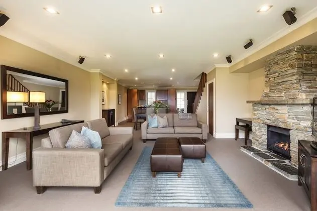Luxury Villa, 3 Yatak Odası, Göl Manzaralı