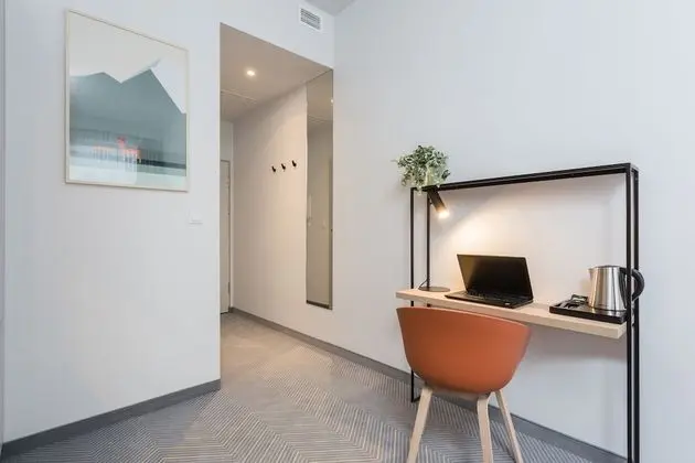 Classic Tek Büyük Yataklı Oda