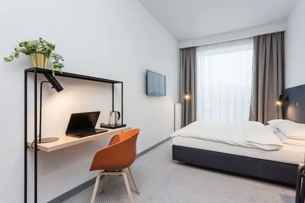 Classic Tek Büyük Yataklı Oda