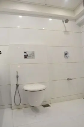 Deluxe Oda, 1 En Büyük (King) Boy Yatak