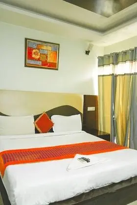 Deluxe Büyük Yataklı Tek Kişilik Oda