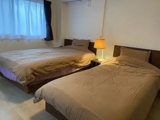Basic Ev, Sigara İçilmez