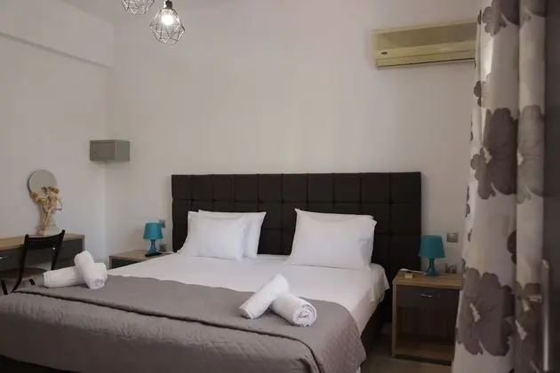 Deluxe Apart Daire, Zemin Kat