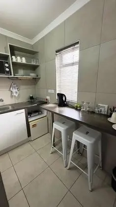 Standard Oda, Birden Çok Yatak, Tepe Manzaralı, Zemin Kat