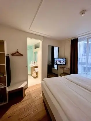 Superior Tek Büyük Yataklı Oda (1 King bed)