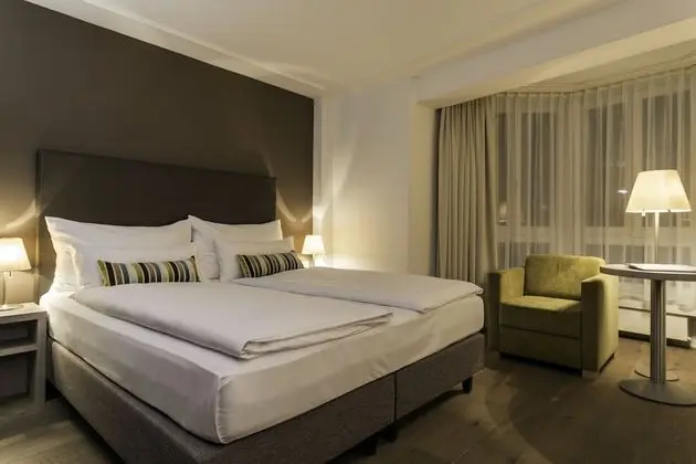 Superior Tek Büyük Yataklı Oda (1 King bed)