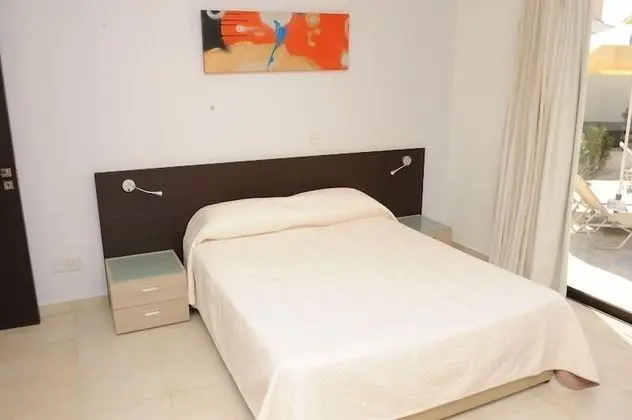 Exclusive Villa, 3 Yatak Odası, Kişiye Özel Havuzlu, Denize Sıfır