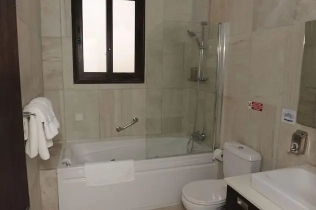 Exclusive Villa, 3 Yatak Odası, Kişiye Özel Havuzlu, Denize Sıfır