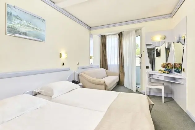 Classic room with balcony - extra bed