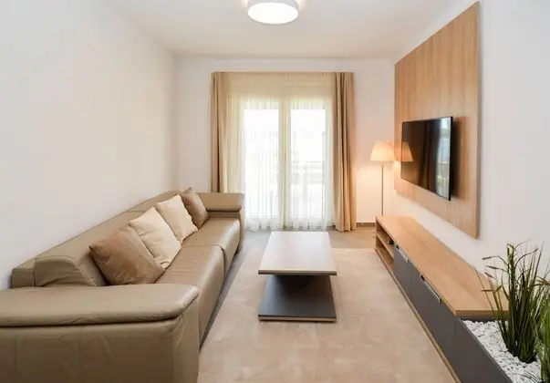Apart Daire, Deniz Manzaralı