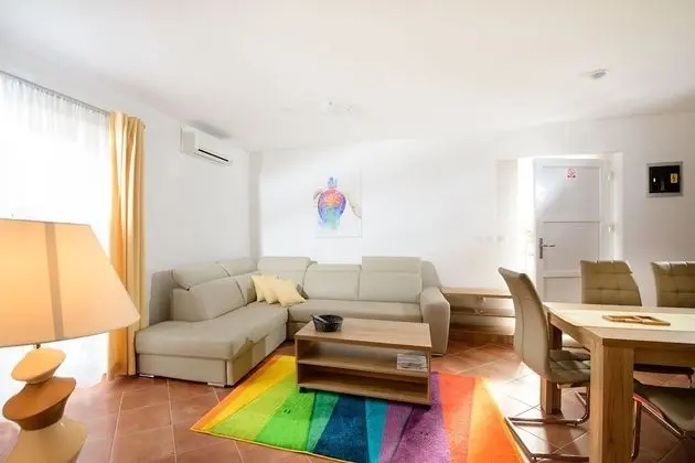Grand Apart Daire, Deniz Manzaralı