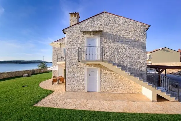 Grand Apart Daire, Deniz Manzaralı