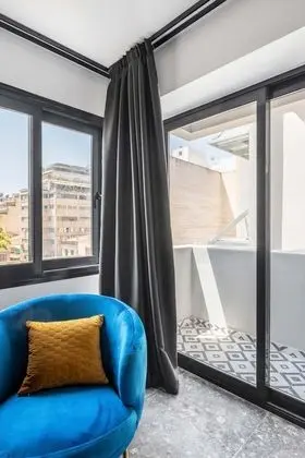 Tek Büyük Yataklı Oda, Balkon