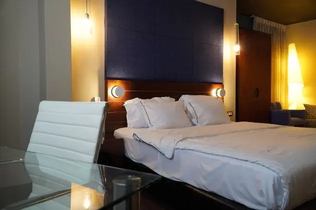 Deluxe Tek Büyük veya İki Ayrı Yataklı Oda