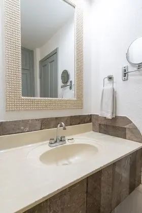 Deluxe Oda, Birden Çok Yatak, Balkon, Kısmi Deniz Manzarası
