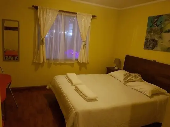 Tek Büyük Yataklı Oda, 1 Çift Kişilik Yatak