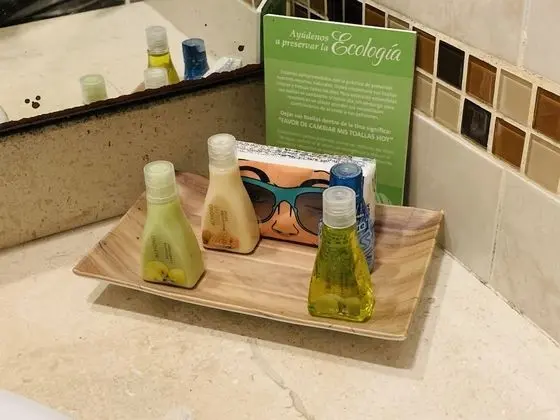 Tek Büyük Yataklı Oda, 2 Çift Kişilik Yatak