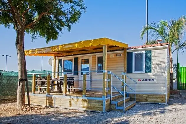 Superior Karavan, Sigara İçilmez