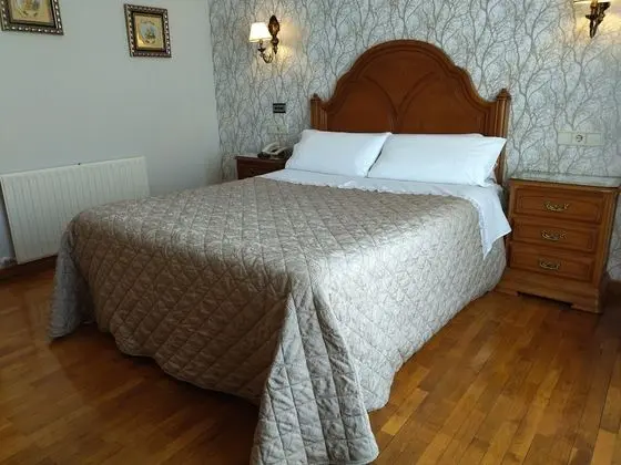 Tek Büyük veya İki Ayrı Yataklı Oda