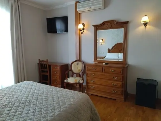 Tek Büyük veya İki Ayrı Yataklı Oda