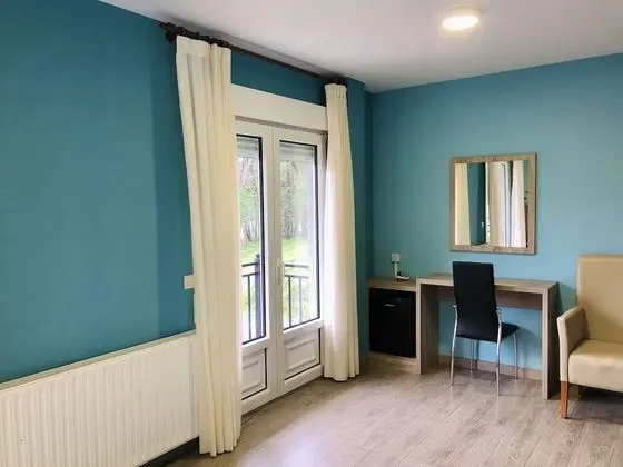 Standard Üç Kişilik Oda, Deniz Manzaralı