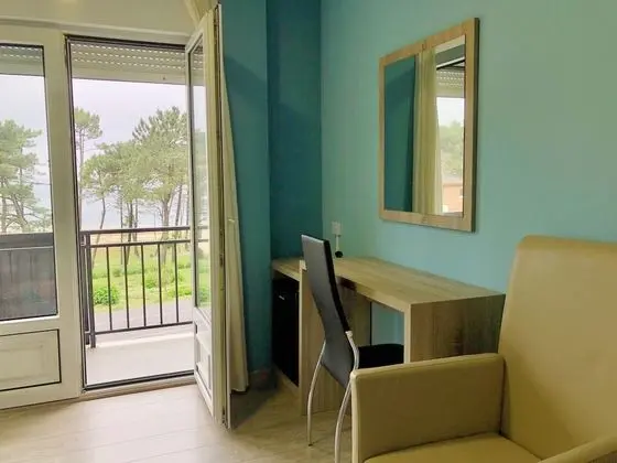 Standard Üç Kişilik Oda, Deniz Manzaralı