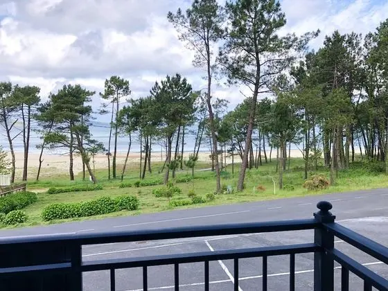 Standard Üç Kişilik Oda, Deniz Manzaralı