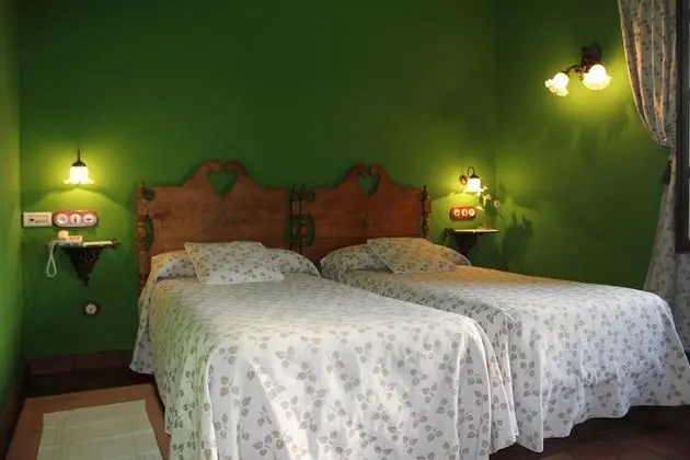 Standard Tek Büyük veya İki Ayrı Yataklı Oda