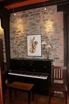 Standard Tek Büyük veya İki Ayrı Yataklı Oda