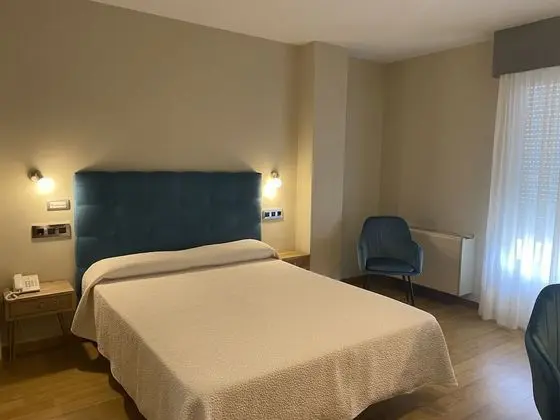 Standard Tek Büyük veya İki Ayrı Yataklı Oda