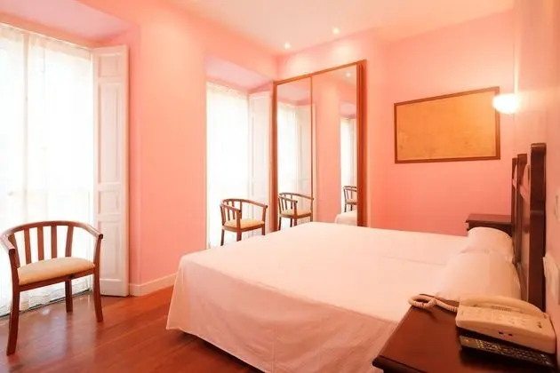 Standard Tek Büyük Yataklı Oda, Deniz Manzaralı