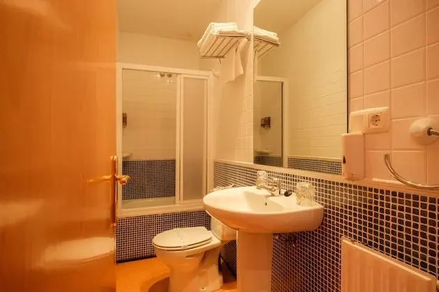 Standard Tek Büyük Yataklı Oda, Deniz Manzaralı